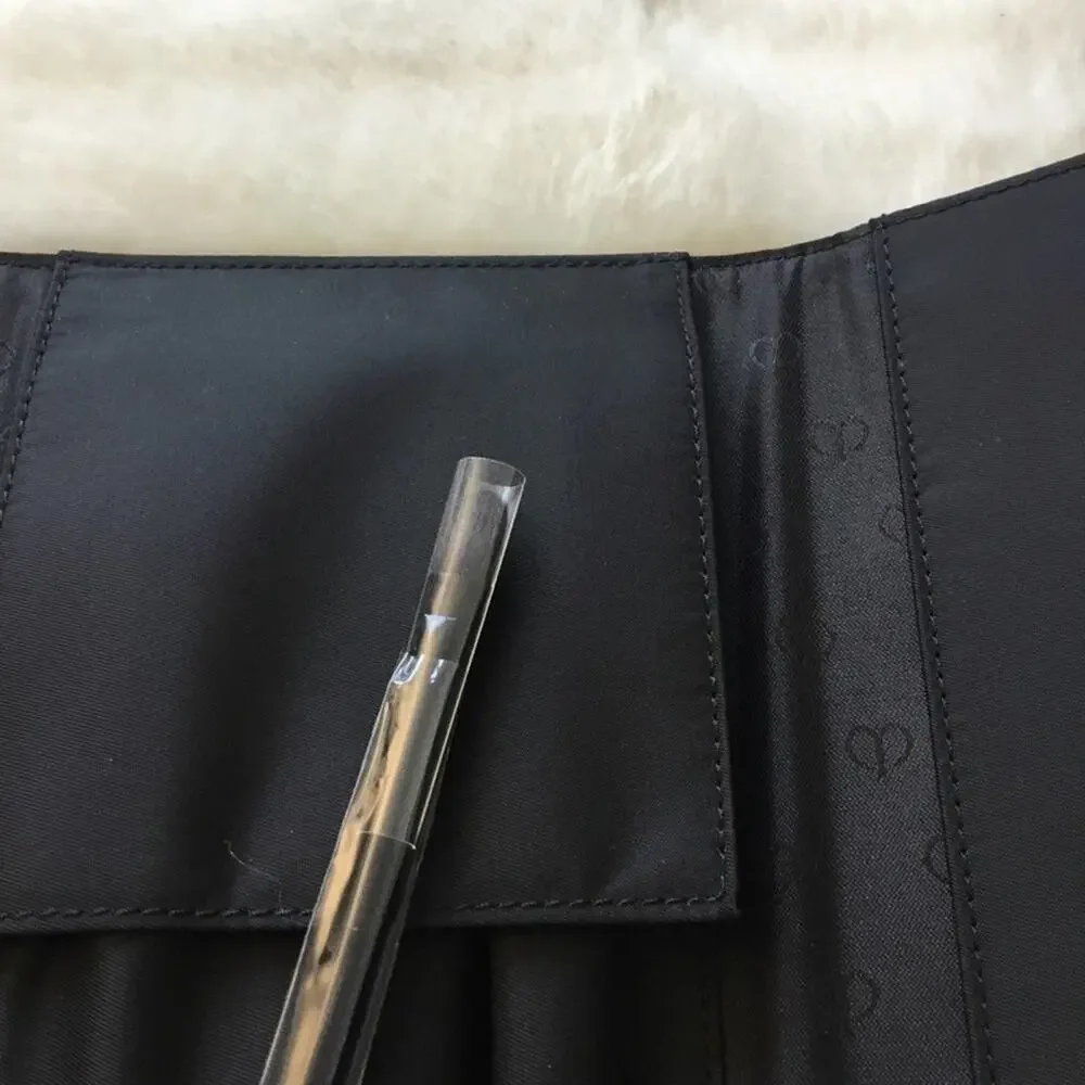 Cle de Peau Exclusive Makeup Brush Set